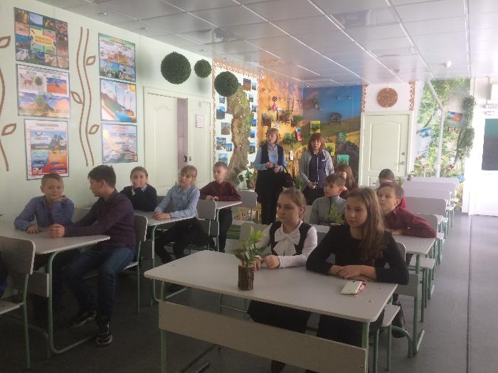 Школьники из Черногорска посетили лабораторию